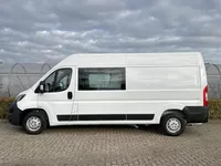 Peugeot Boxer GB DC 335 L3H2 BlueHDi 140PK Premium *7-persoons, dubbele cabine* Foto