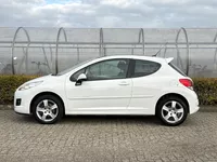 PEUGEOT 207 1.6 VTI 120pk 3-drs XS *trekhaak, lmv, climate control* Foto