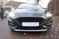 Ford Focus Wagon Titanium X Business-CAMERA-XENON-CARPLAY-BOVAG Foto