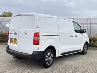 PEUGEOT Expert 231S GB 2.0 BlueHDi 120pk 3-pers. *trekhaak, betimmering, airco* Foto