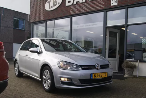 VOLKSWAGEN Golf 1.0 TSI 115pk BlueMotion DSG Comfortline