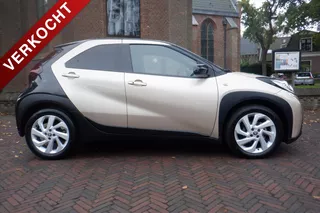 Toyota Aygo X 1.0 VVT-i  10.000 KM -AUTOMAAT-CAMERA-VERW,STOELEN