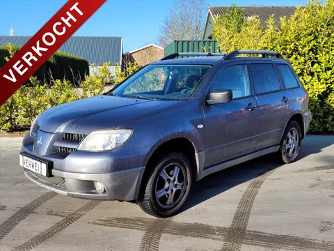MITSUBISHI Outlander 2.0 MPI Invite Plus | LPG G3 | Trekhaak | Clima | Radio CD