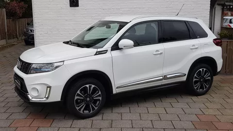 Suzuki Vitara 1.4 Boosterjet  Smart Hybrid Style 15000 km