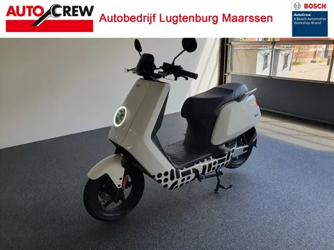 Niu N Sport e-Scooter