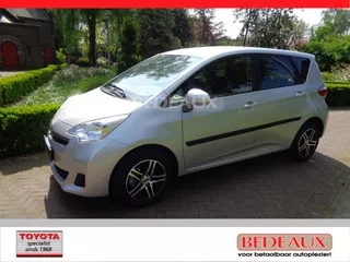 TOYOTA Verso-S 1.3 VVT-I MULTIDRIVE CVT Aspiration Cruisecontrole bij Toyota specialist sinds 1968