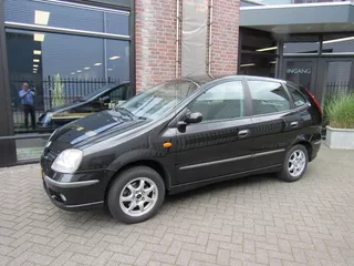 NISSAN Almera Tino 1.8 Acenta Nav/ Achteruitrijcamera/ Lm velgen