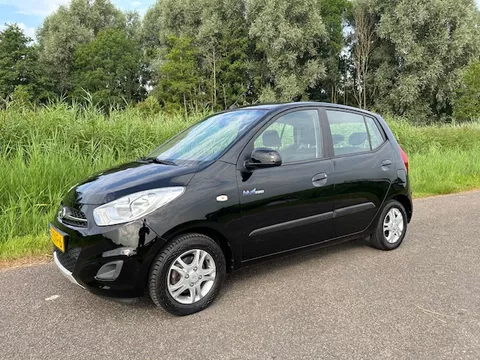 Hyundai I 10 1.0i 69pk Blué i-Drive Cool | Airco | Lm velgen | Bluetooth + Carplay | NAP | Rijklaar prijs!