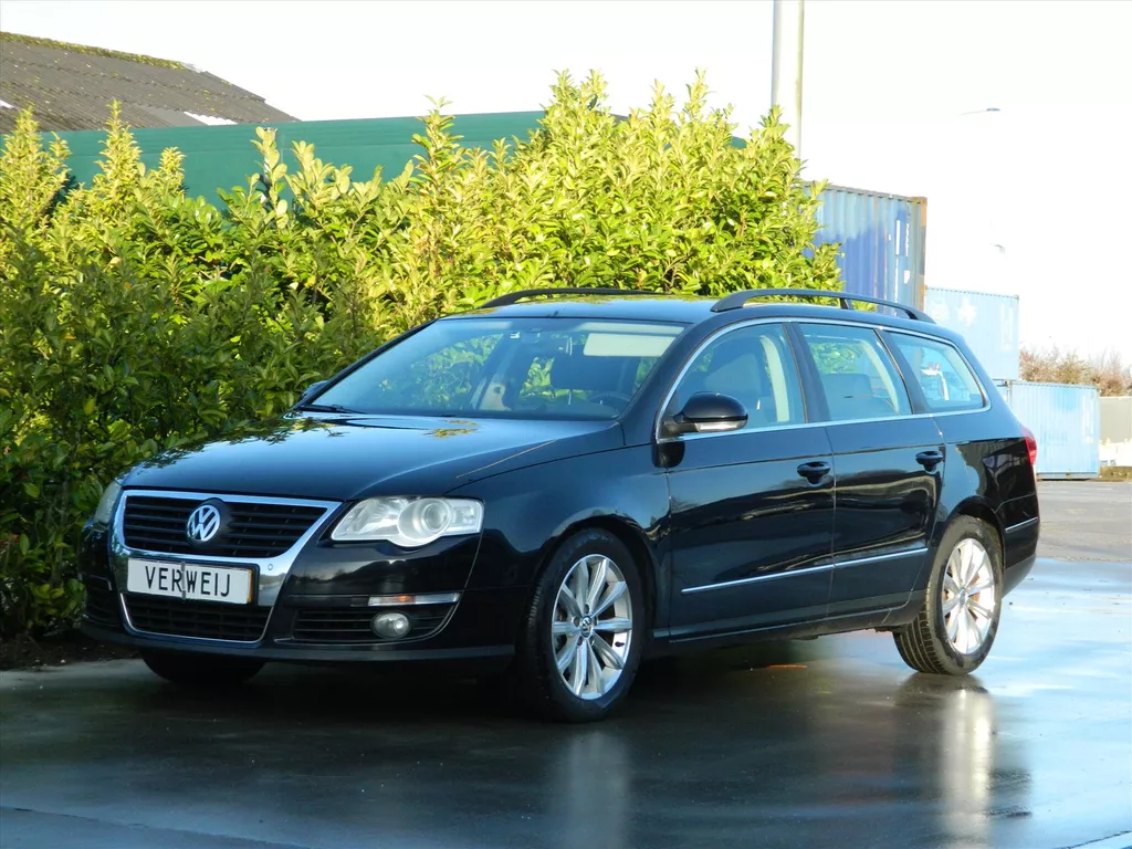 VOLKSWAGEN Passat 1.8 TFSI | Climate | Cruise | Trekhaak | PDC