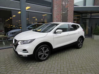 NISSAN Qashqai 1.2 115pk DIG-T N-Connecta  Cruise control / Stoelverw / 360 Camera / PDC / NAV / Auto. Airco / Trekhaak