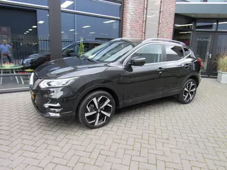 Nissan Qashqai 1.2 115pk DIG-T XTRONIC Tekna / Panoramadak / Navigatie / 360° Camera / Stoelverwarming