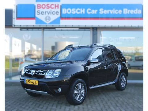 DACIA Duster TCe 125pk 4x2 Lauréate | Trekhaak |