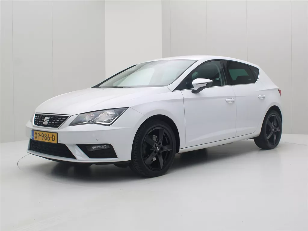 Seat Leon 1.4 TSI 125pk 6-Bak Style [ CARPLAY+CLIMAAT+CRUISE+PDC+NAVIGATIE ]