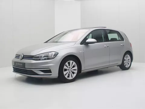 Volkswagen Golf 1.5 TSI 130pk 6-bak BlueMotion Comfortline [ PANODAK+CAMERA+ACC+NAVIGATIE+CLIMAAT+PDC ]