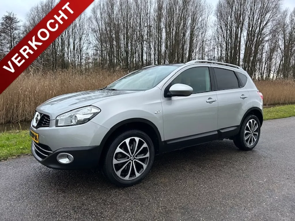 NISSAN Qashqai 1.6 2WD Connect Edition | Panoramadak | Trekhaak | Climate control | Navigatie | Camera | NAP | Rijklaar prijs!