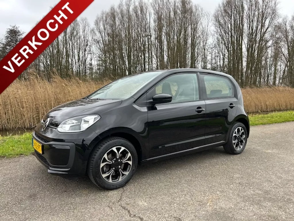 VOLKSWAGEN Up! 1.0 60PK 4D BMT Move up! Bluetooth | Cruise control | Camera | Lichtmetalen velgen | Parkeersensoren | Climate control | NAP | Rijklaar prijs!