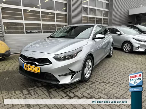 Kia Ceed 1.0 T-GDi 120pk DynamicPlusLine 2023