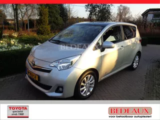 Toyota Verso-S 1.3 VVT-i 99pk CVT Dynamic bij Toyota specialist met 12 maanden garantie !