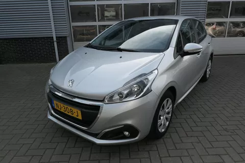 PEUGEOT 208 1.2 Puretech 82pk 5D Blue Lease