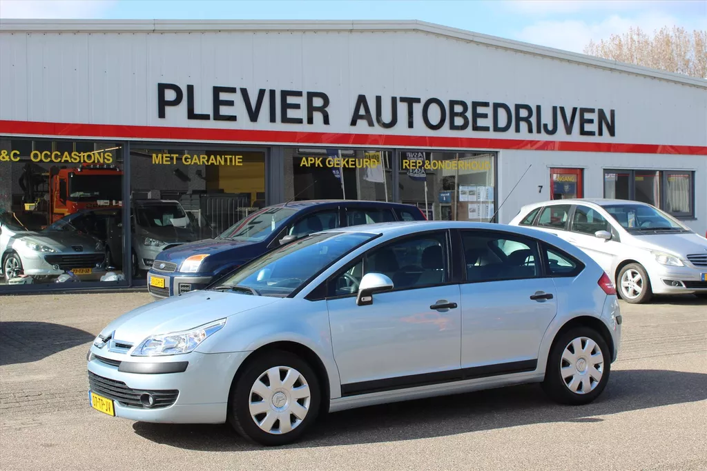 CITROEN C4 1.4 16V BERLINE