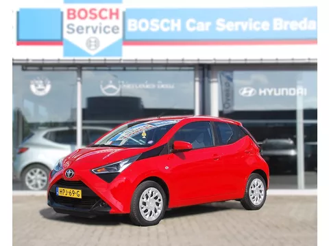 TOYOTA Aygo 1.0 VVT-i 72pk 5D x-play