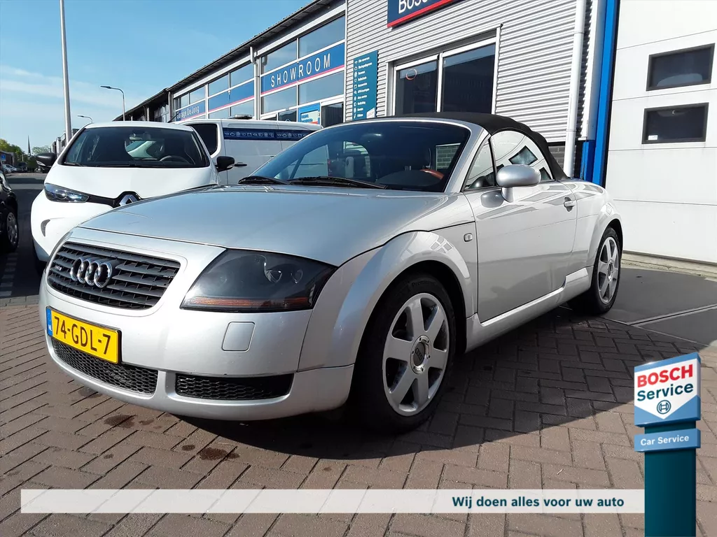 Audi TT 1.8 T ROADSTER QUATTRO 165KW Baseball Edition