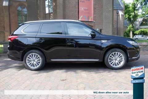 Mitsubishi Outlander 2.4 DOHC MIVEC PHEV 240pk 4WD Aut Edition