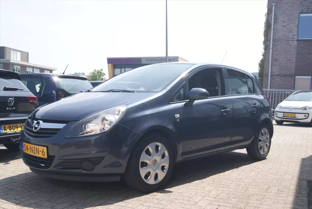 OPEL Corsa 1.2 16V 5D Edition