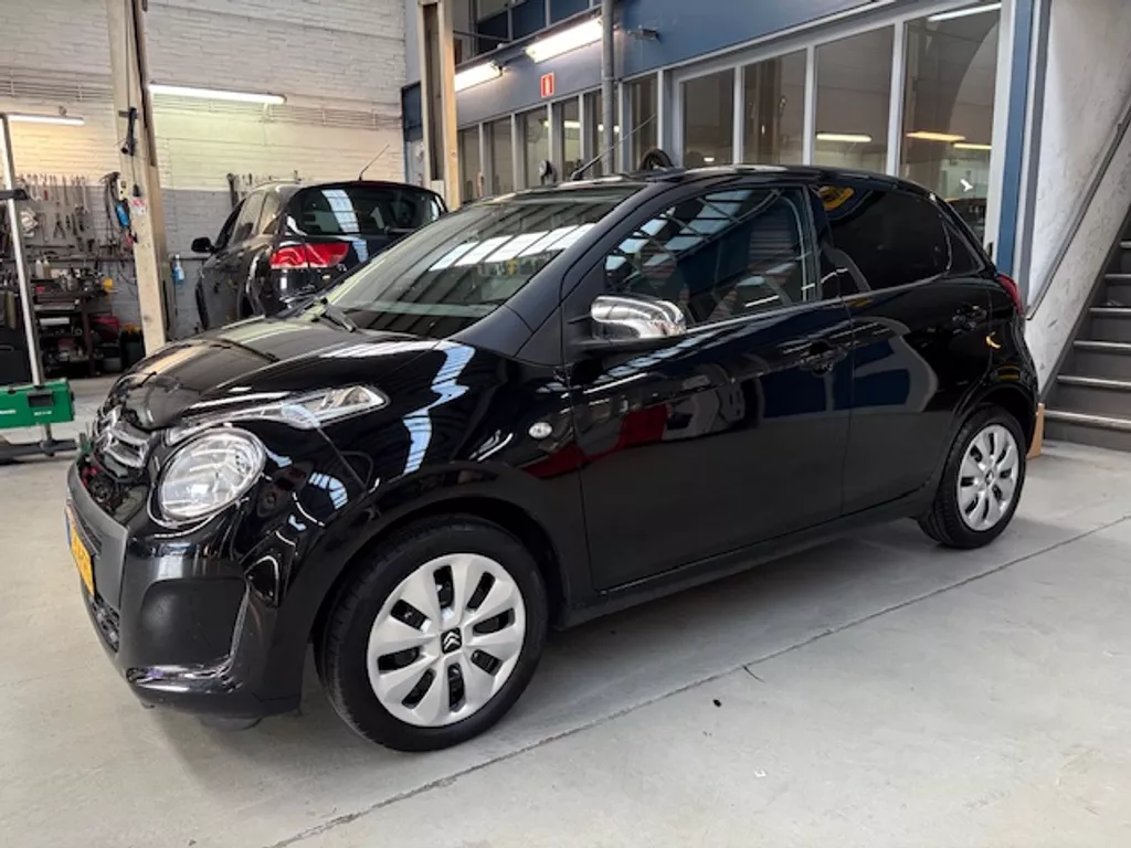 CITROEN C1 1.0 VTi 72PK 5D Feel | Apple carplay / Android auto | Bluetooth | Camera | Chroom spiegelkappen + pook | Airco | Led | NAP | Rijklaar prijs!
