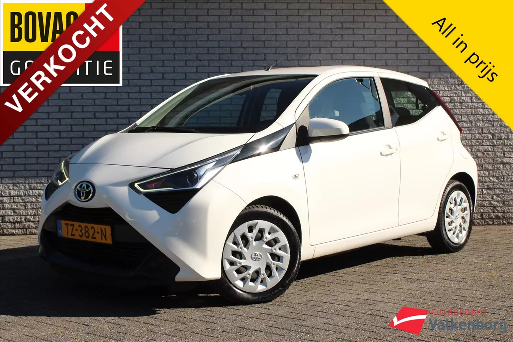 TOYOTA Aygo 1.0 VVT-i 72pk 5D x-play | Camera | | NAVI | Start/Stop | Airco | Elektrische ramen
