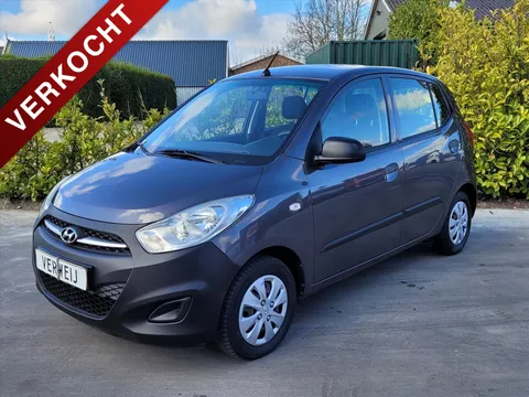 HYUNDAI I 10 1.1i 66 pk Pure | Radio CD USB |