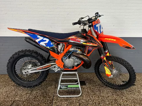Ktm Ktm SX250 2T 2022 12 uur grasbaan