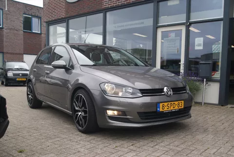 VOLKSWAGEN Golf 1.2 TSI 105pk BMT 5D Highline
