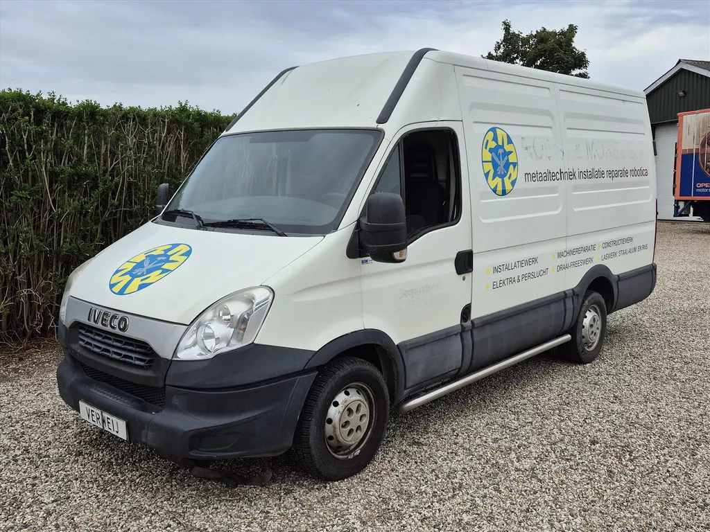 Iveco Daily 35S11D EURO 5 | Motor kapot! | Camera | Trekhaak | Radio CD