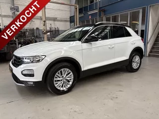 VOLKSWAGEN T-Roc 1.0 TSI 115pk T-Roc Style Business | Apple carplay / Android auto | Navi | Stoelverw. | Cruise control | Elektr. achterklep | NAP | Rijklaar prijs!