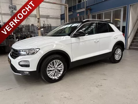 VOLKSWAGEN T-Roc 1.0 TSI 115pk T-Roc Style Business | Apple carplay / Android auto | Navi | Stoelverw. | Cruise control | Elektr. achterklep | NAP | Rijklaar prijs!