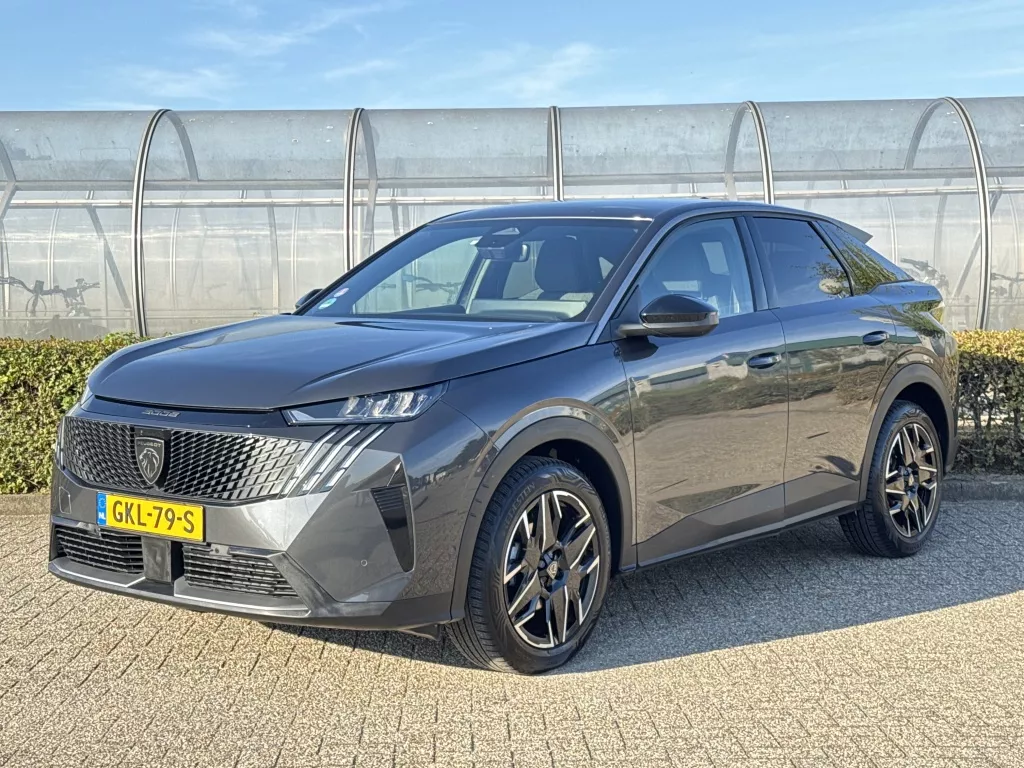 Peugeot 3008 SUV 1.2 HYBRID 136pk e-DCS6 Allure *Panoramic i-Cockpit, trekhaak*