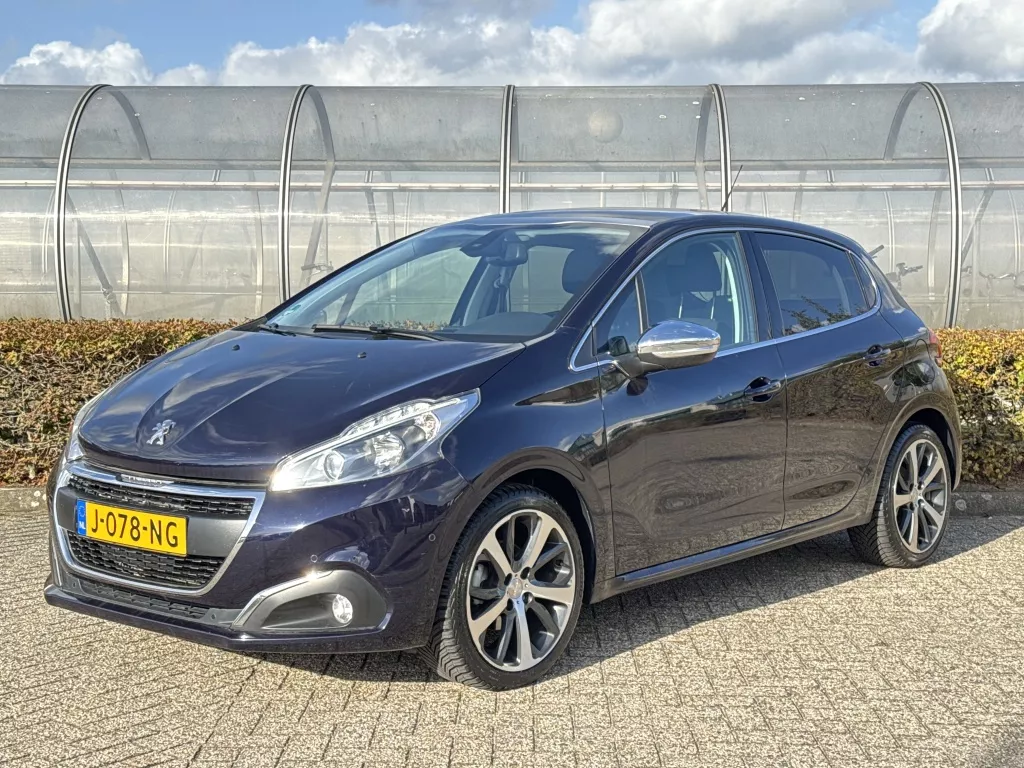 PEUGEOT 208 1.2 Puretech 110pk EAT6 Allure *automaat*